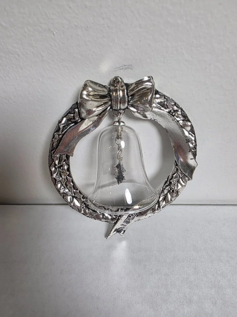 Vintage 1987 Hallmark Holiday Heirloom Lead Crystal Bell in Silver-Plated Wreath